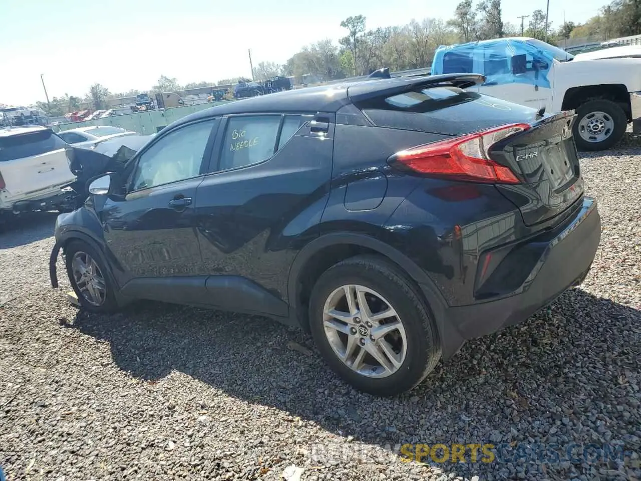 2 fotografías del automóvil dañado NMTKHMBX2MR136375 TOYOTA C-HR 2021