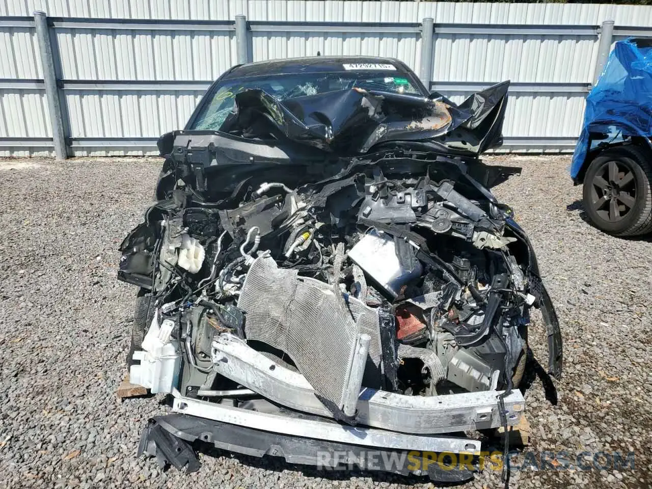 5 fotografías del automóvil dañado NMTKHMBX2MR136375 TOYOTA C-HR 2021