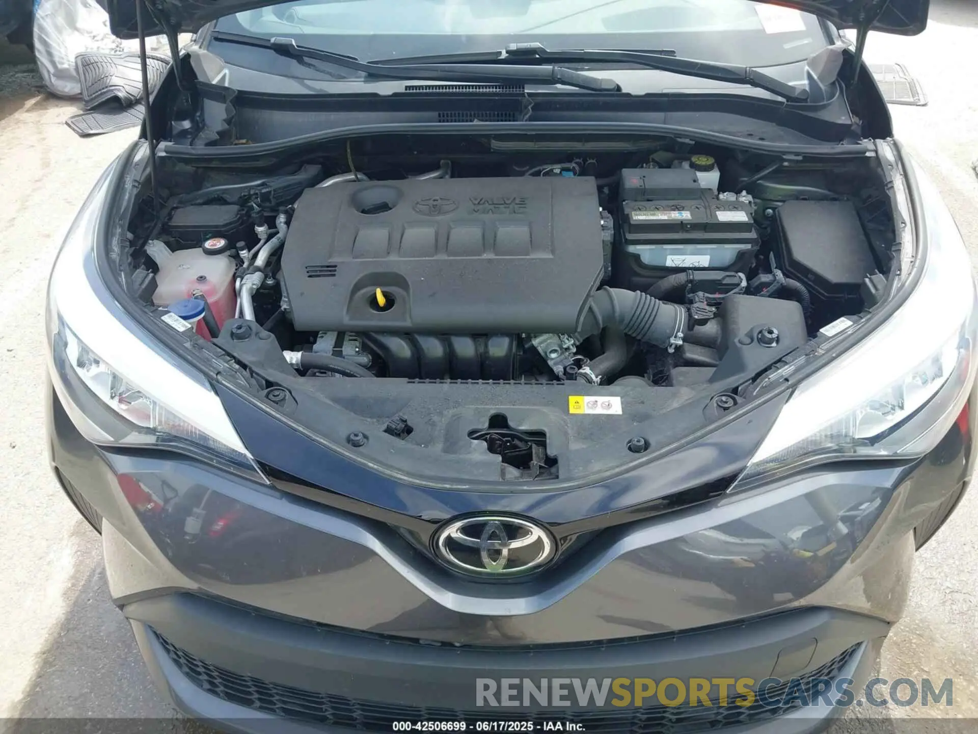 10 fotografías del automóvil dañado NMTKHMBX2MR139597 TOYOTA C-HR 2021