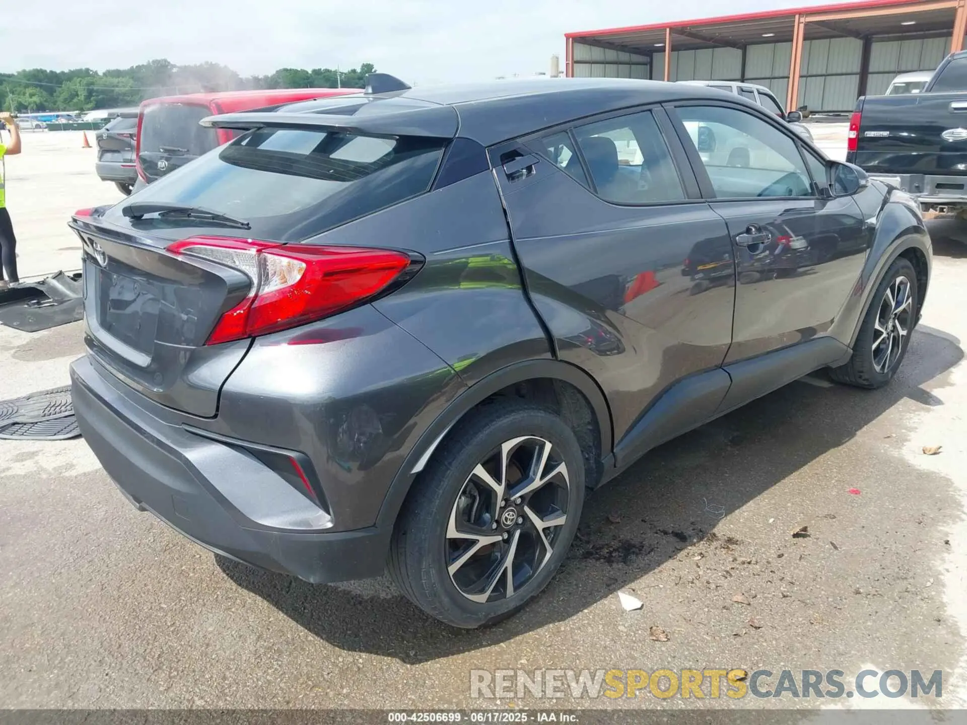 4 fotografías del automóvil dañado NMTKHMBX2MR139597 TOYOTA C-HR 2021