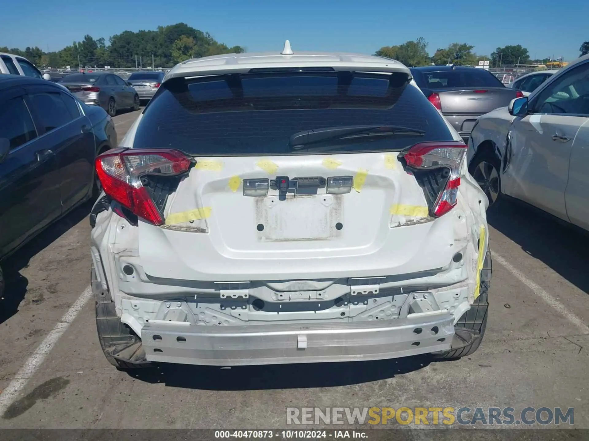 17 fotografías del automóvil dañado NMTKHMBX3MR135946 TOYOTA C-HR 2021