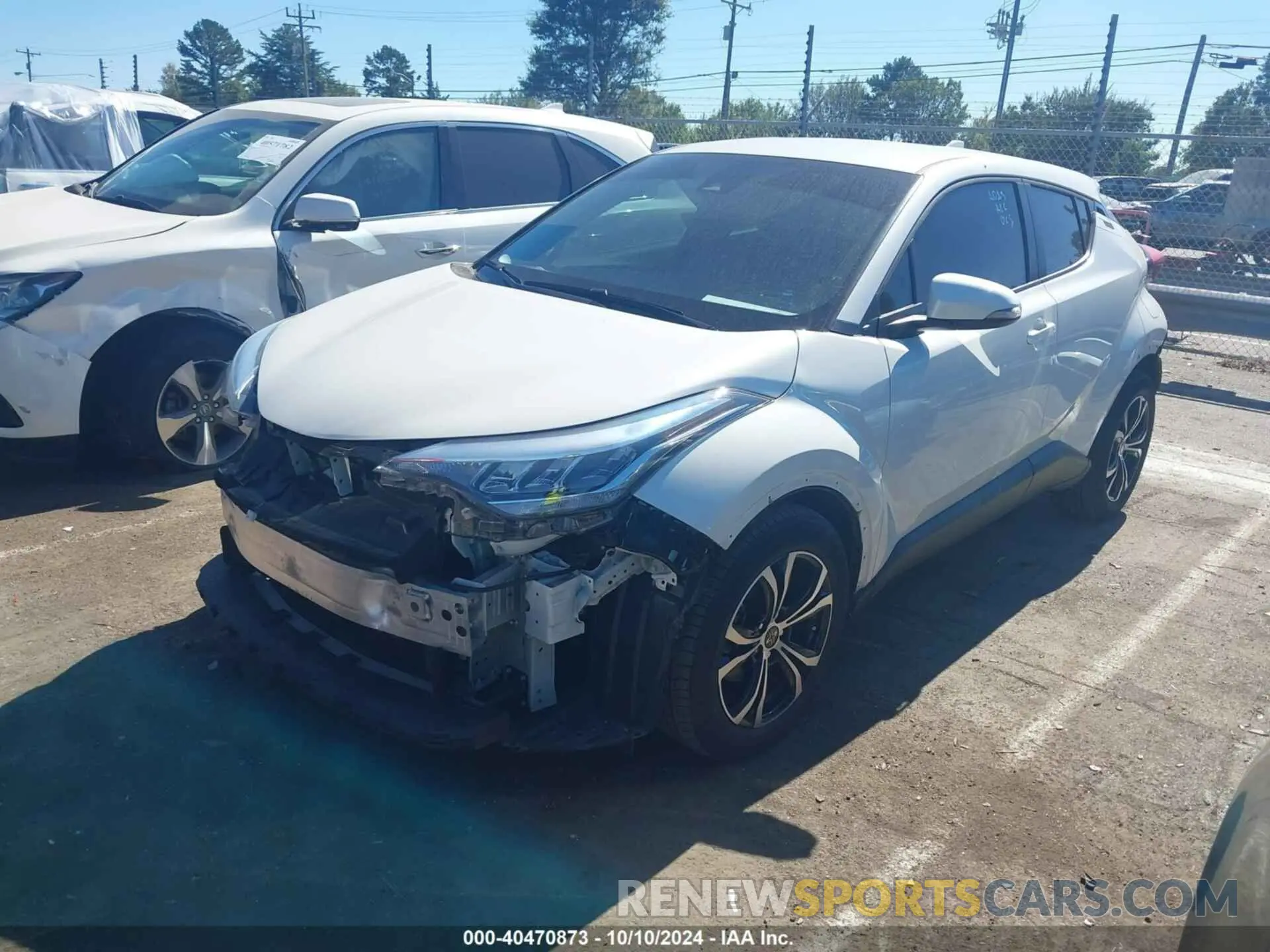 2 fotografías del automóvil dañado NMTKHMBX3MR135946 TOYOTA C-HR 2021