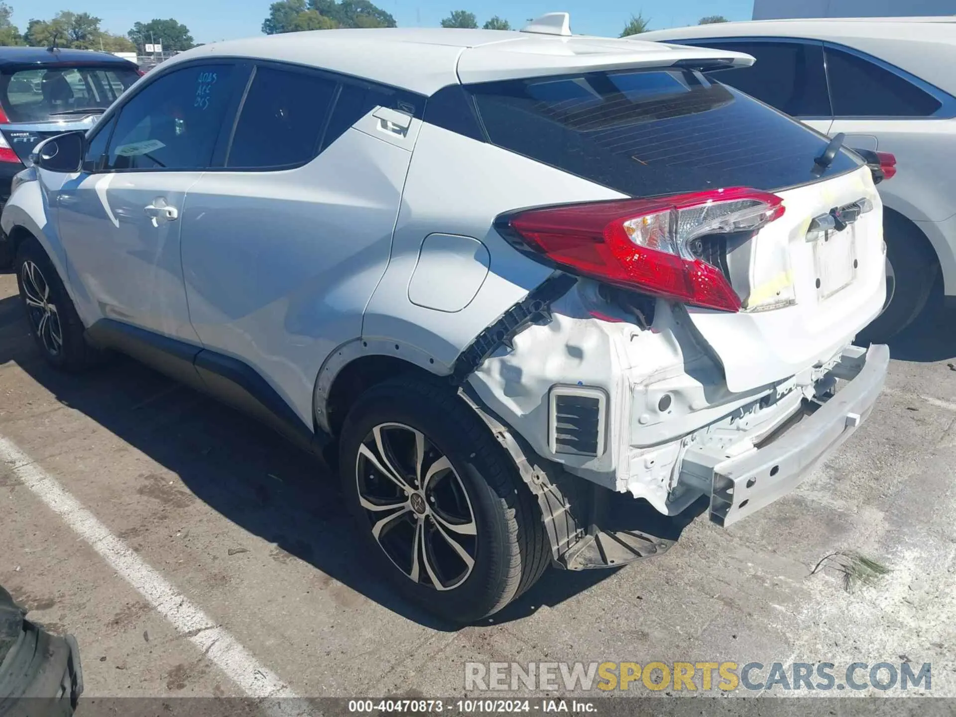 20 fotografías del automóvil dañado NMTKHMBX3MR135946 TOYOTA C-HR 2021