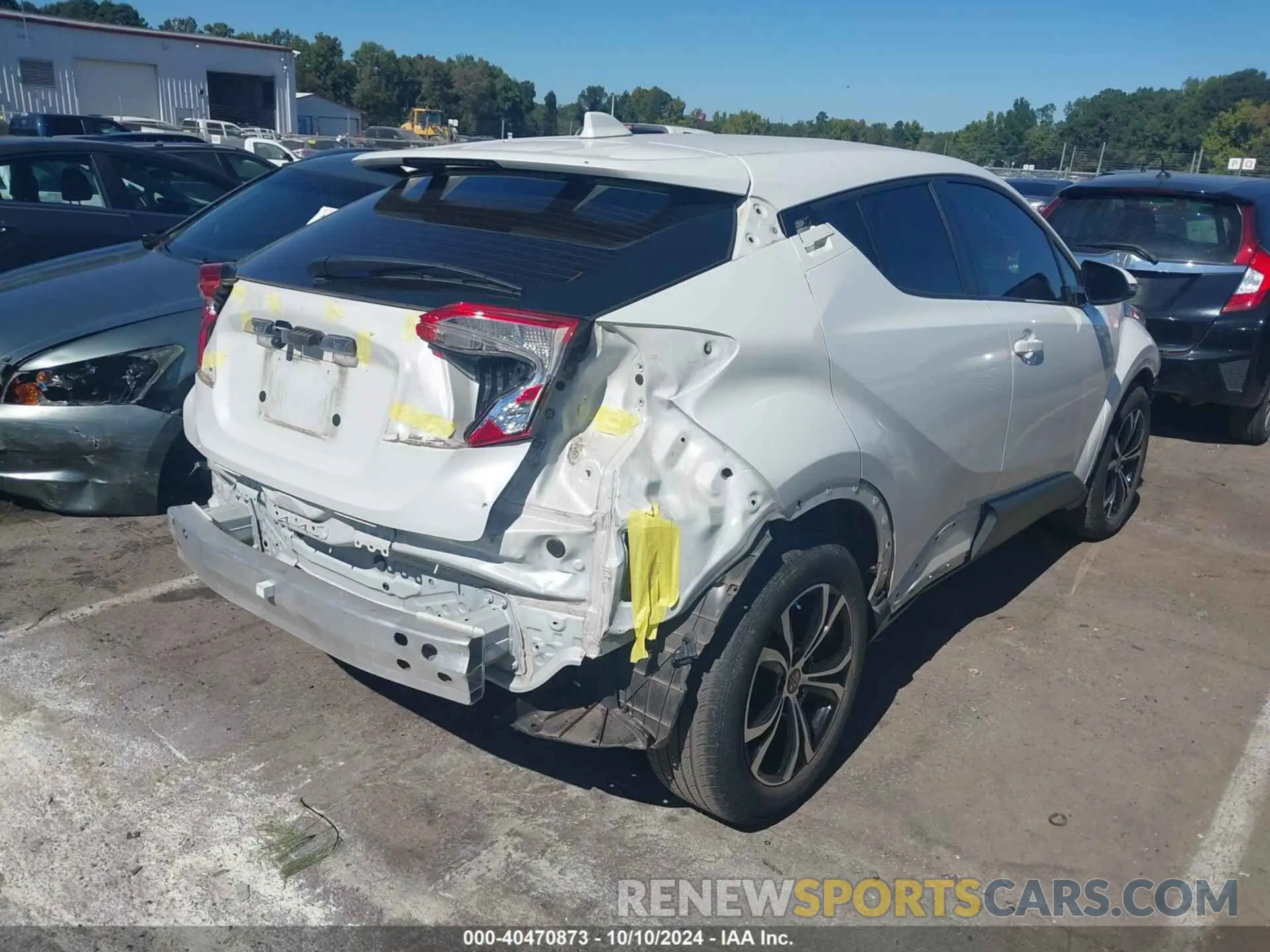 4 fotografías del automóvil dañado NMTKHMBX3MR135946 TOYOTA C-HR 2021