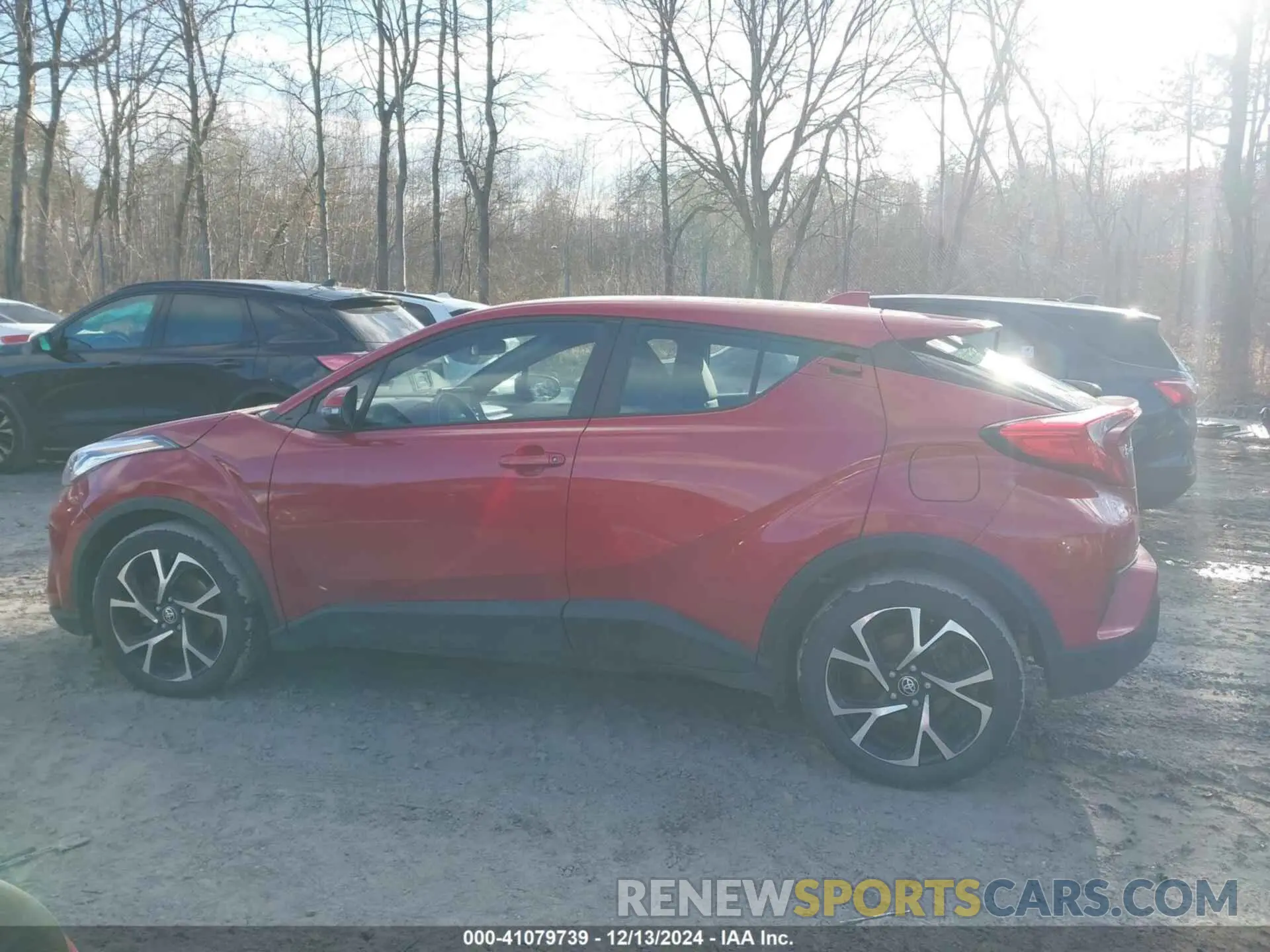14 fotografías del automóvil dañado NMTKHMBX3MR138572 TOYOTA C-HR 2021