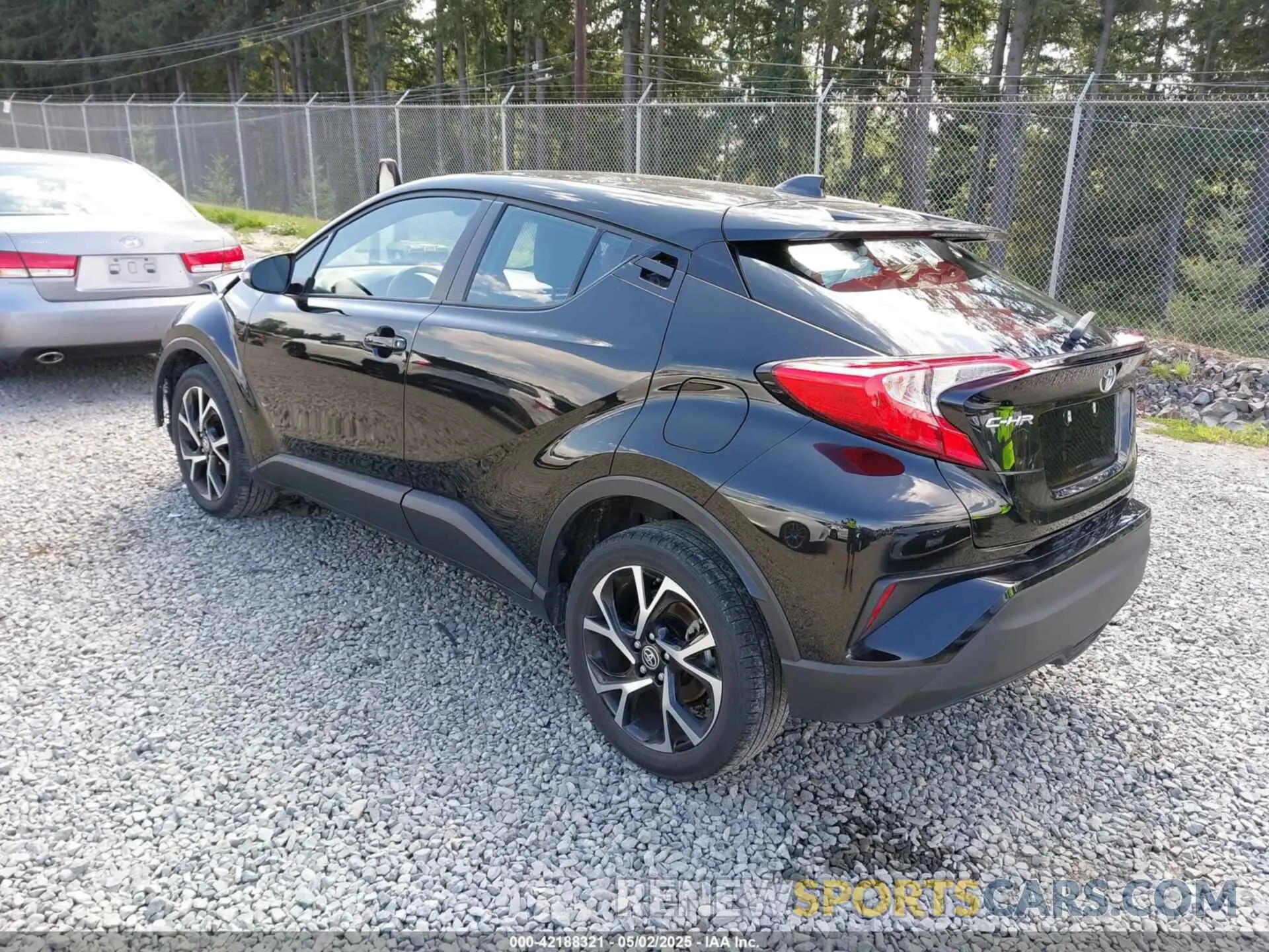 3 fotografías del automóvil dañado NMTKHMBX3MR139981 TOYOTA C-HR 2021