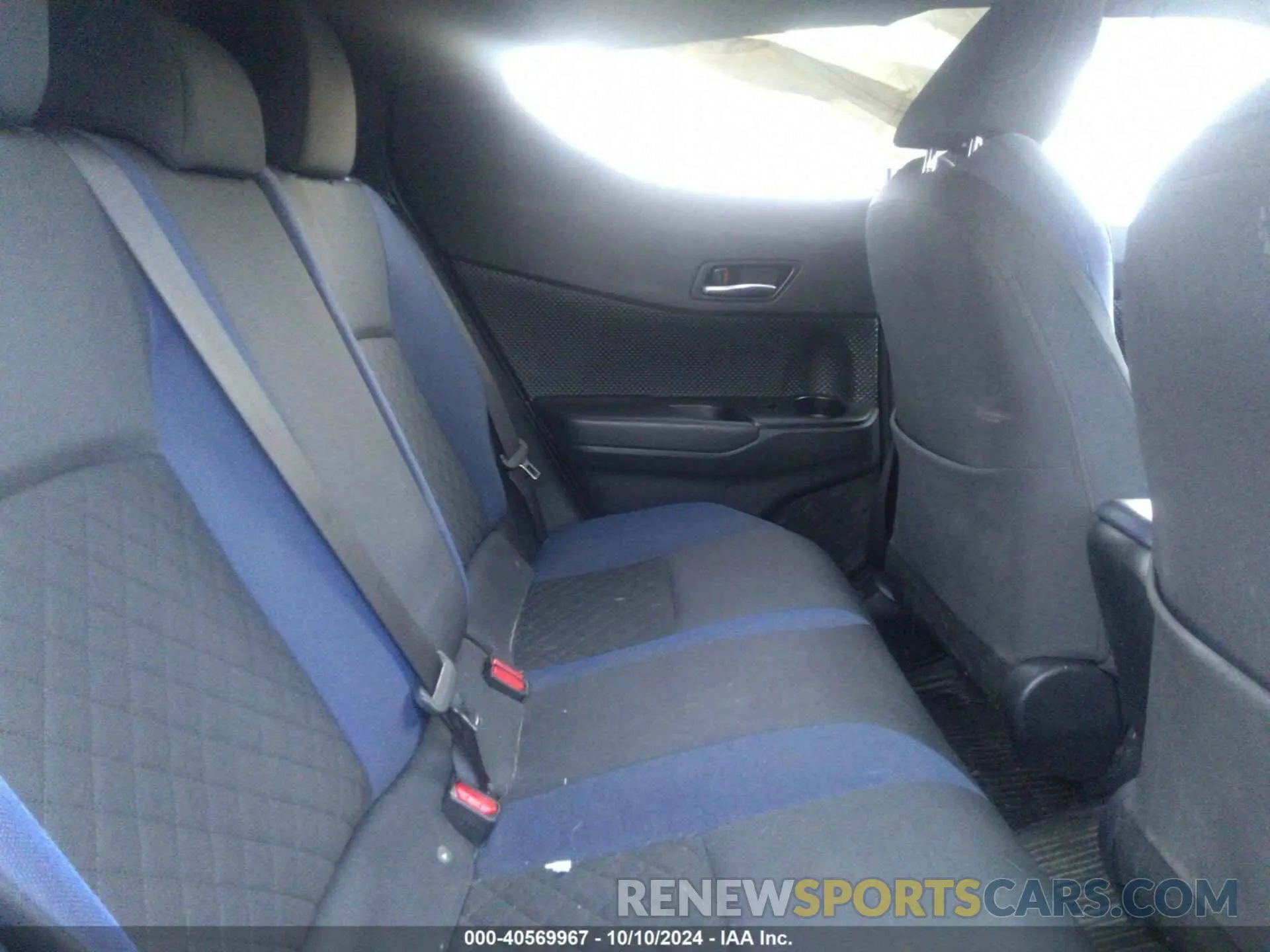 8 fotografías del automóvil dañado NMTKHMBX4MR119691 TOYOTA C-HR 2021