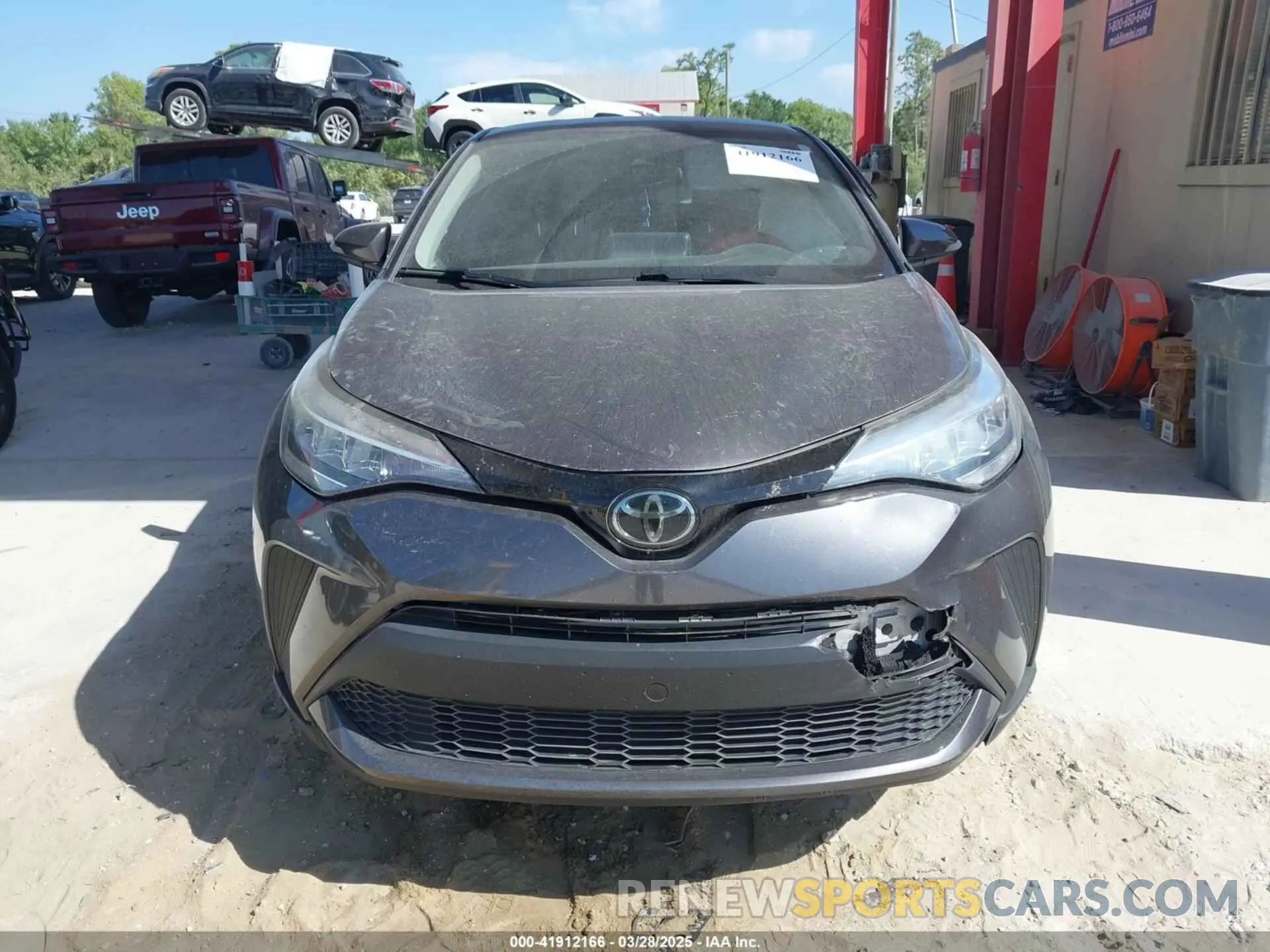 12 fotografías del automóvil dañado NMTKHMBX4MR120064 TOYOTA C-HR 2021