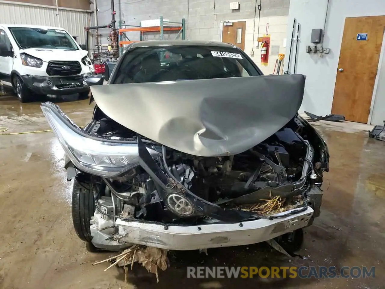 5 fotografías del automóvil dañado NMTKHMBX4MR120744 TOYOTA C-HR 2021