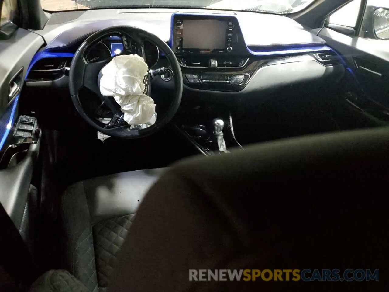 8 fotografías del automóvil dañado NMTKHMBX4MR120744 TOYOTA C-HR 2021