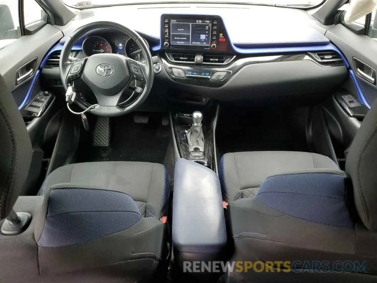 8 fotografías del automóvil dañado NMTKHMBX4MR138354 TOYOTA C-HR 2021