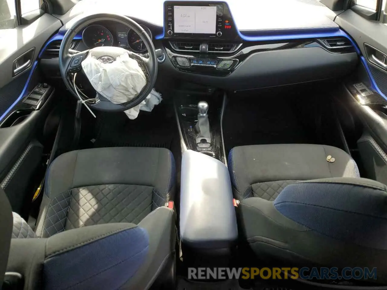 8 fotografías del automóvil dañado NMTKHMBX5MR123586 TOYOTA C-HR 2021