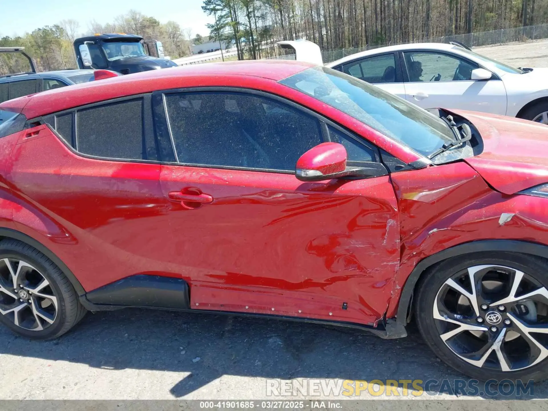 13 fotografías del automóvil dañado NMTKHMBX5MR124429 TOYOTA C-HR 2021