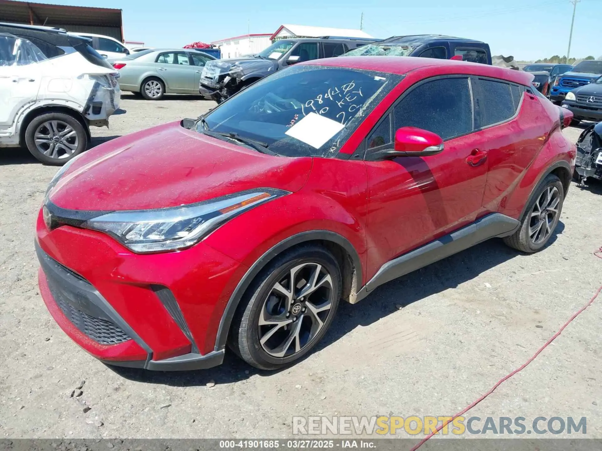 2 fotografías del automóvil dañado NMTKHMBX5MR124429 TOYOTA C-HR 2021