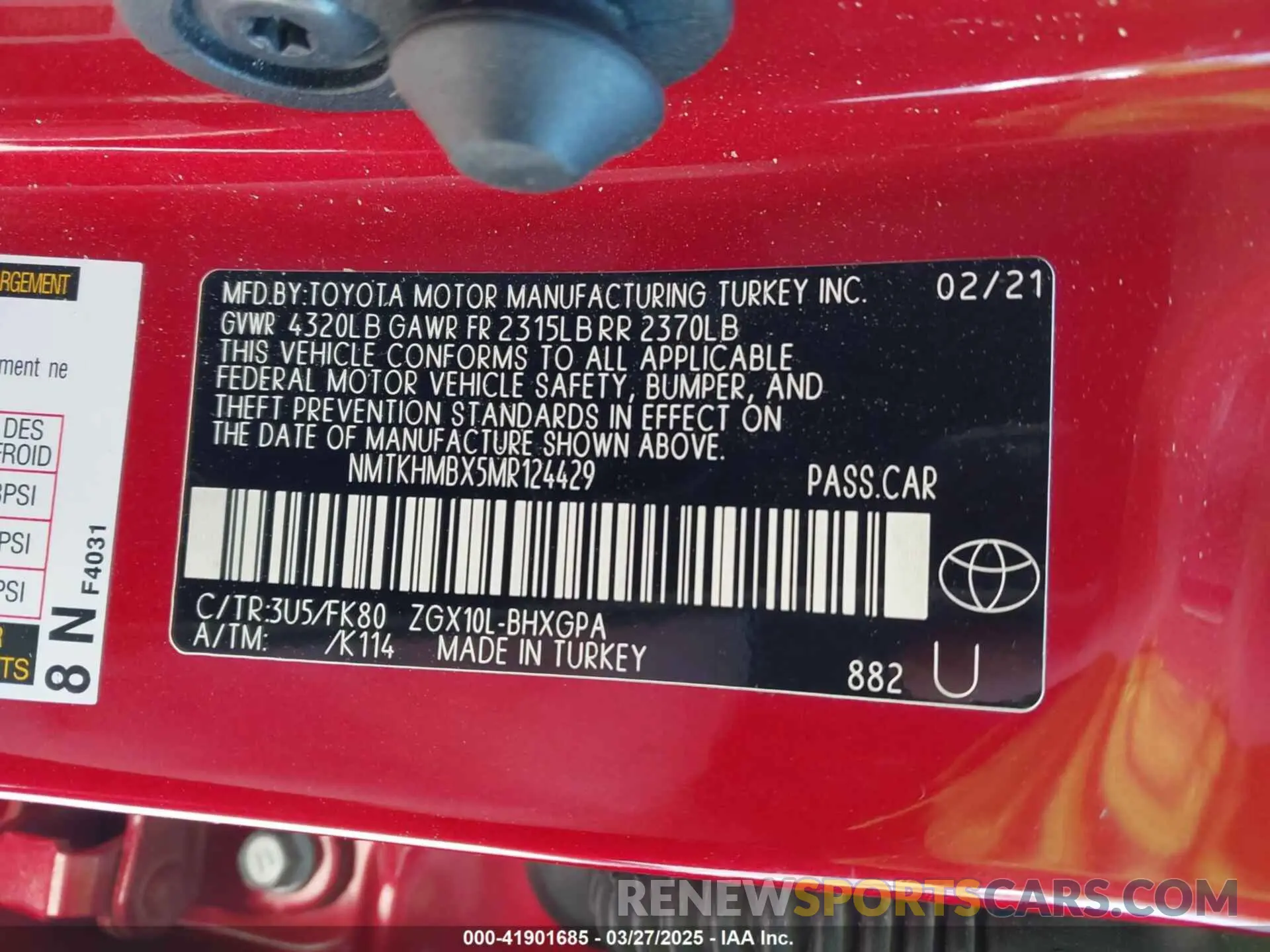 9 fotografías del automóvil dañado NMTKHMBX5MR124429 TOYOTA C-HR 2021