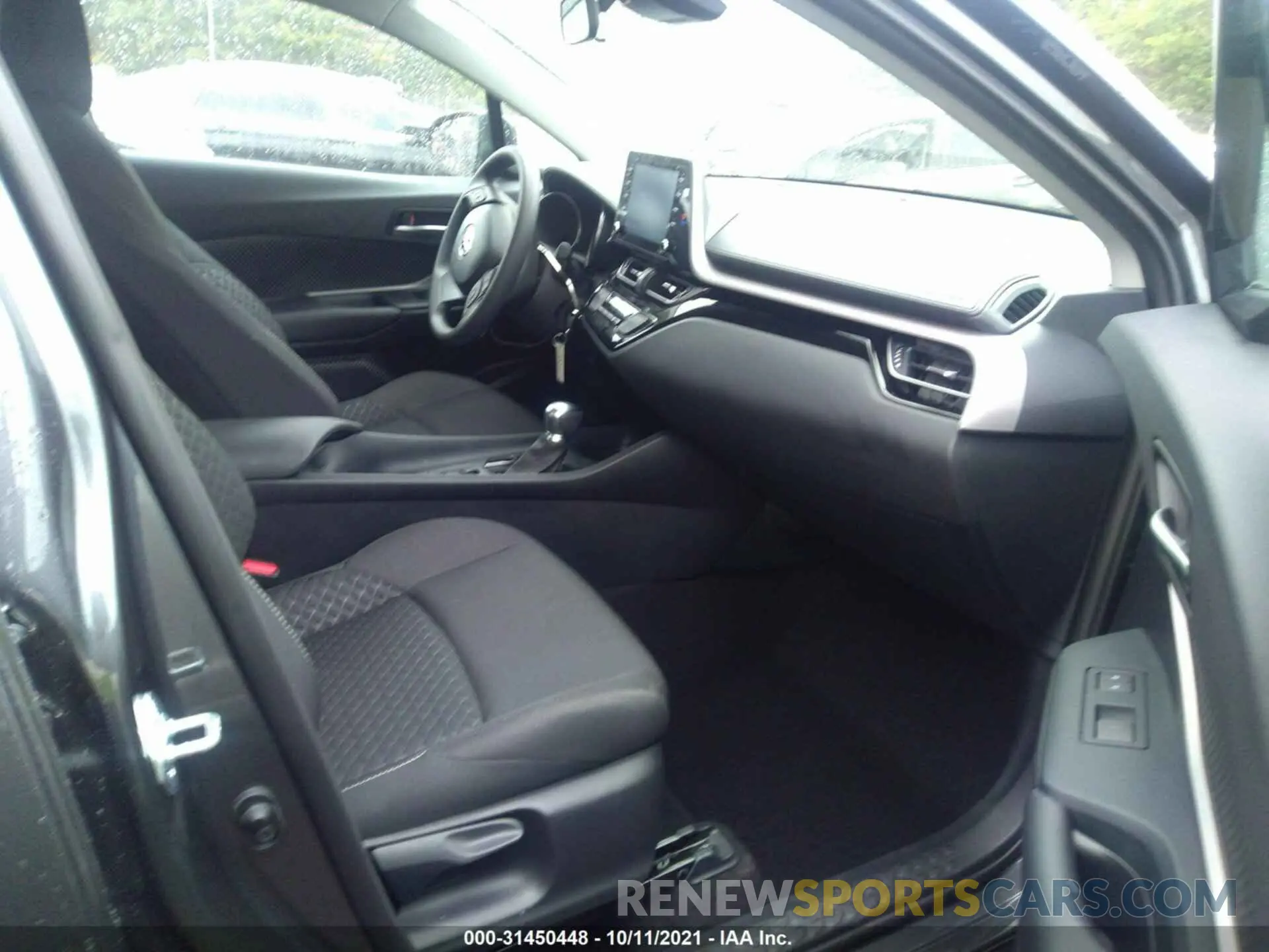 5 fotografías del automóvil dañado NMTKHMBX6MR128893 TOYOTA C-HR 2021