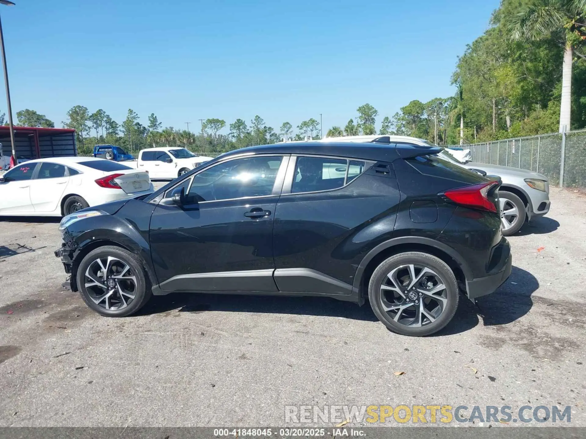 14 fotografías del automóvil dañado NMTKHMBX7MR126165 TOYOTA C-HR 2021