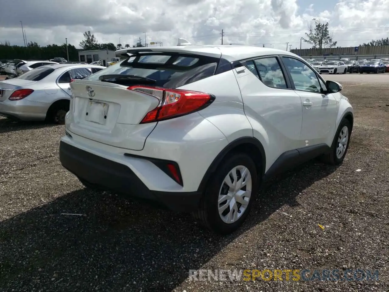 4 fotografías del automóvil dañado NMTKHMBX7MR129146 TOYOTA C-HR 2021