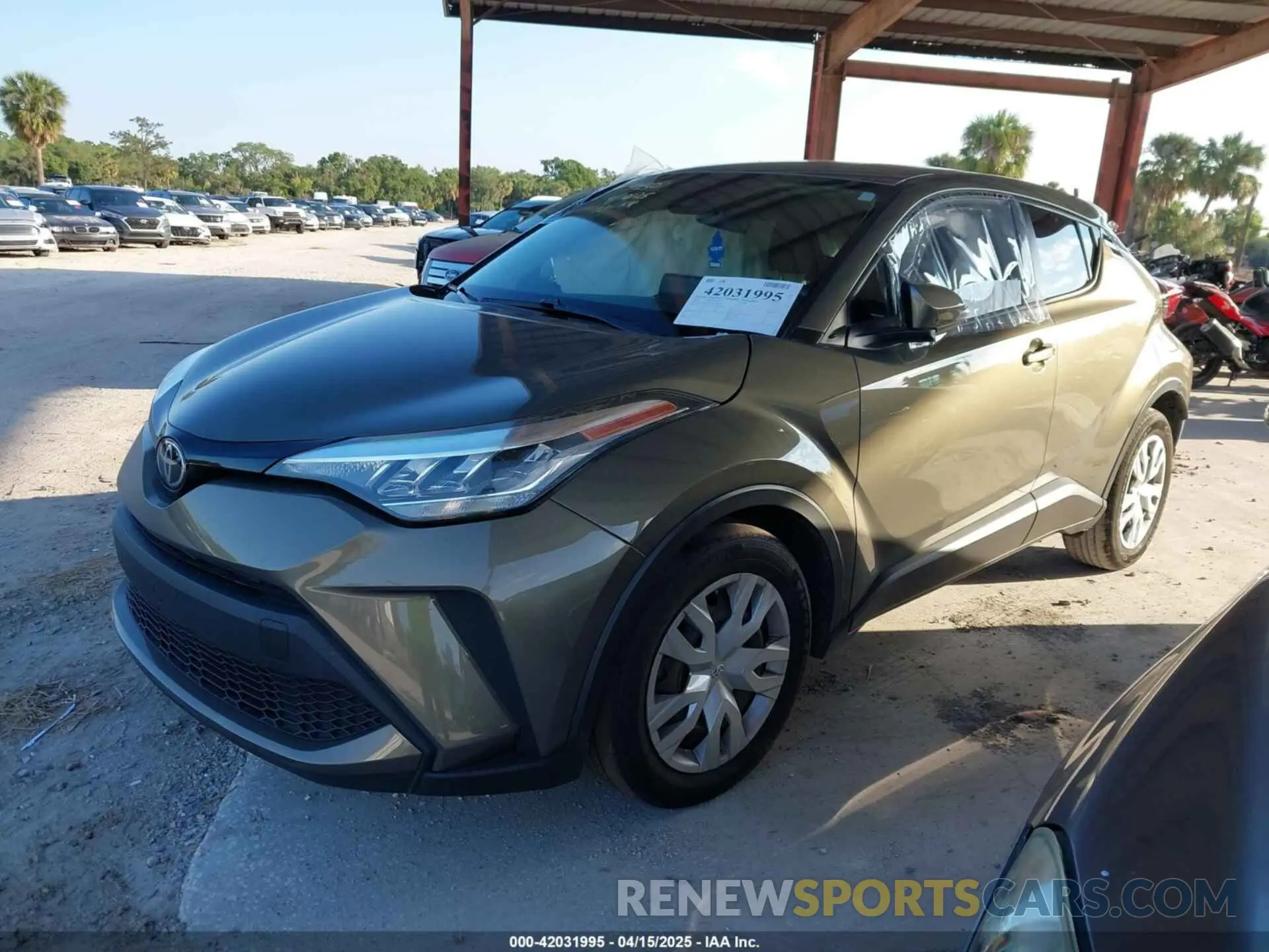 2 fotografías del automóvil dañado NMTKHMBX8MR126756 TOYOTA C-HR 2021