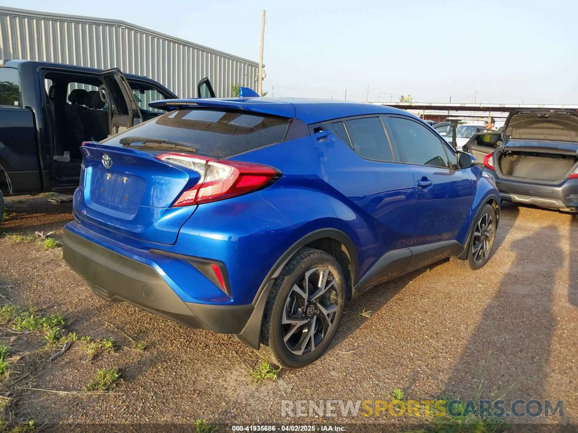 4 fotografías del automóvil dañado NMTKHMBX8MR129267 TOYOTA C-HR 2021