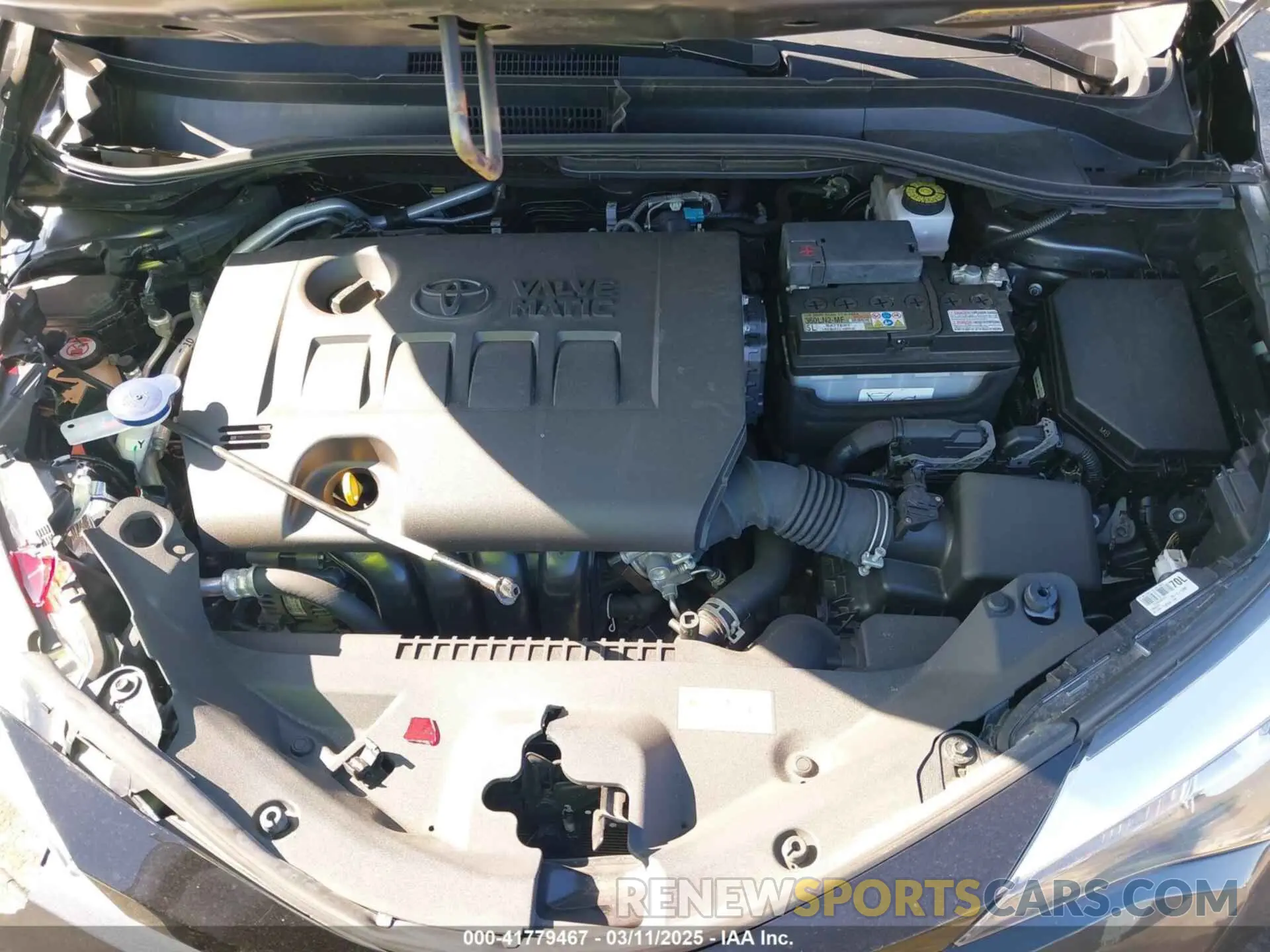 10 fotografías del automóvil dañado NMTKHMBX8MR132380 TOYOTA C-HR 2021