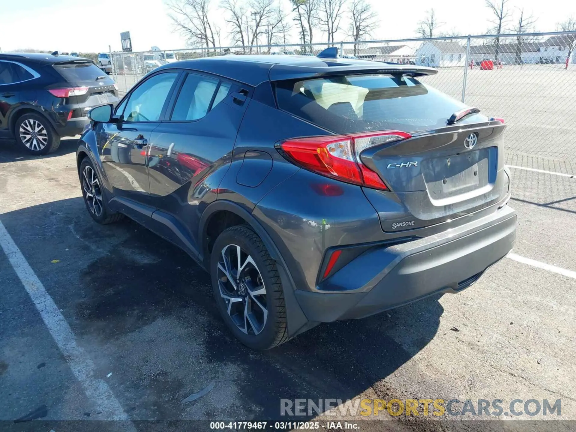 3 fotografías del automóvil dañado NMTKHMBX8MR132380 TOYOTA C-HR 2021