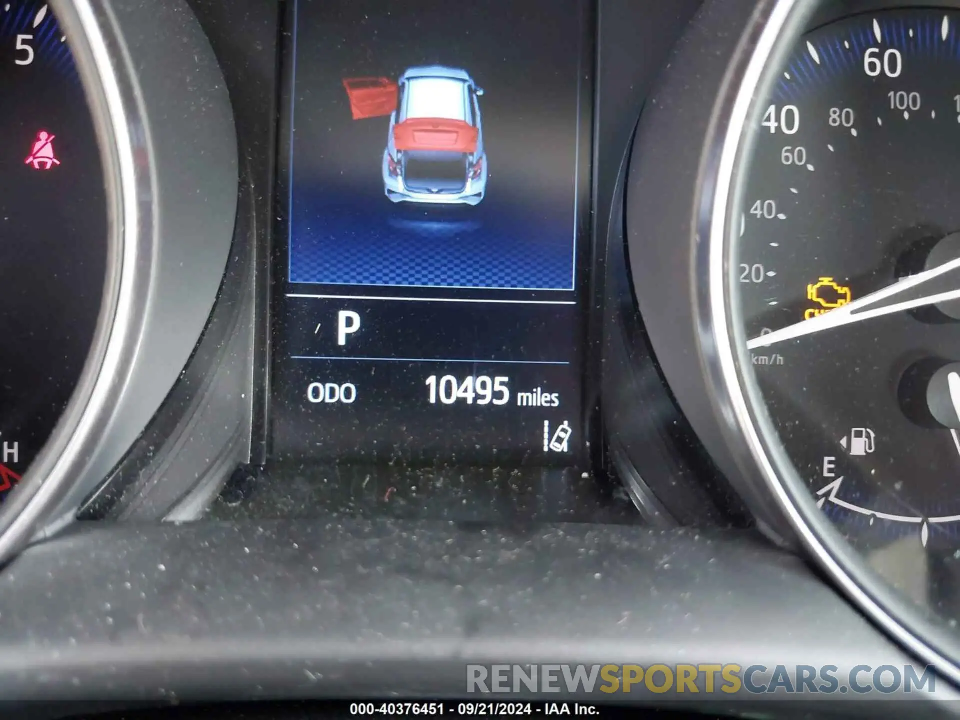 15 fotografías del automóvil dañado NMTKHMBX8MR137935 TOYOTA C-HR 2021