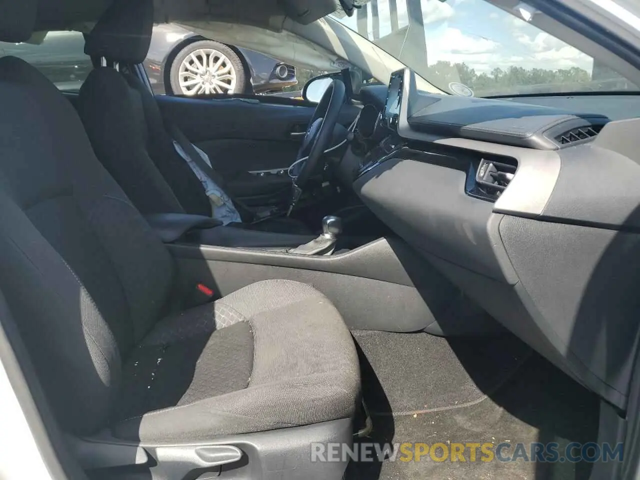 7 fotografías del automóvil dañado NMTKHMBX9MR120674 TOYOTA C-HR 2021