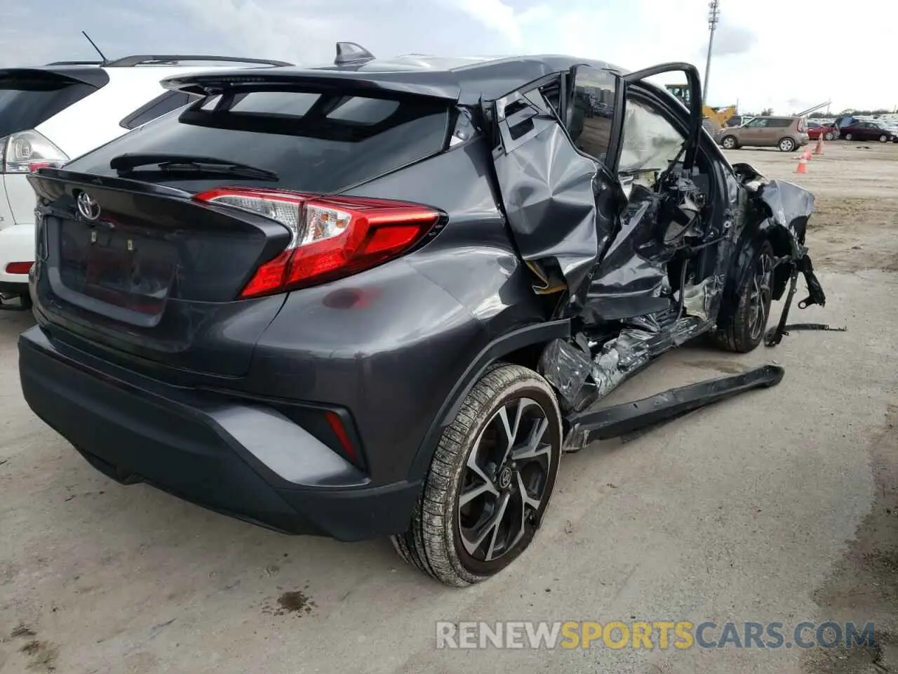 4 fotografías del automóvil dañado NMTKHMBX9MR127320 TOYOTA C-HR 2021