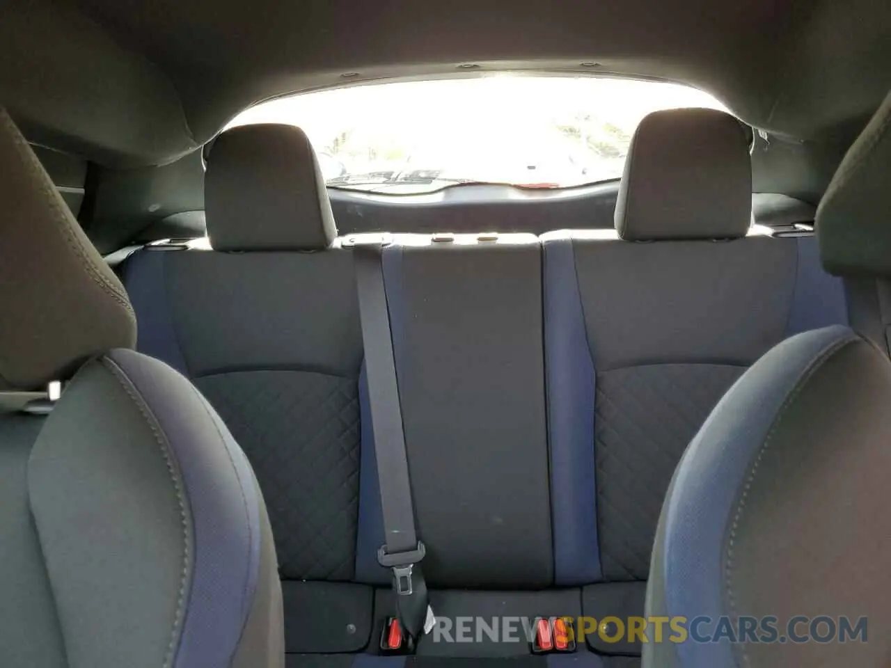 10 fotografías del automóvil dañado NMTKHMBXXMR119341 TOYOTA C-HR 2021