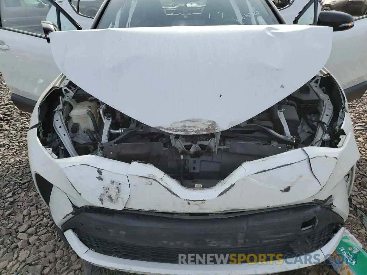 12 fotografías del automóvil dañado NMTKHMBXXMR119341 TOYOTA C-HR 2021
