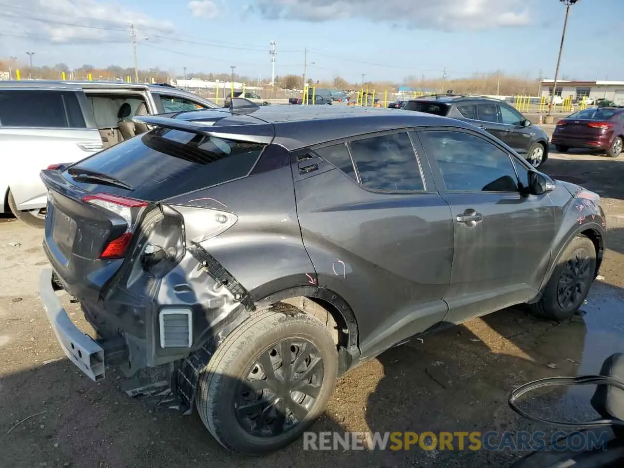 3 fotografías del automóvil dañado NMTKHMBXXMR140304 TOYOTA C-HR 2021