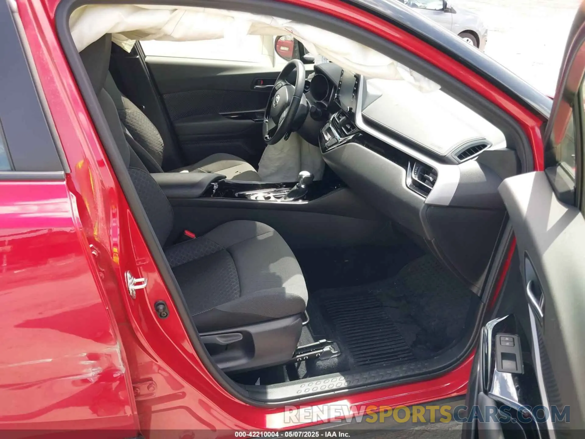 5 fotografías del automóvil dañado JTNKHMBX5N1129626 TOYOTA C-HR 2022