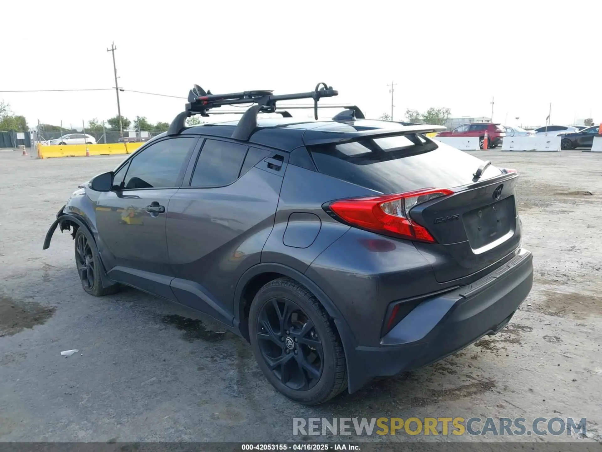 3 fotografías del automóvil dañado JTNKHMBX9N1135221 TOYOTA C-HR 2022