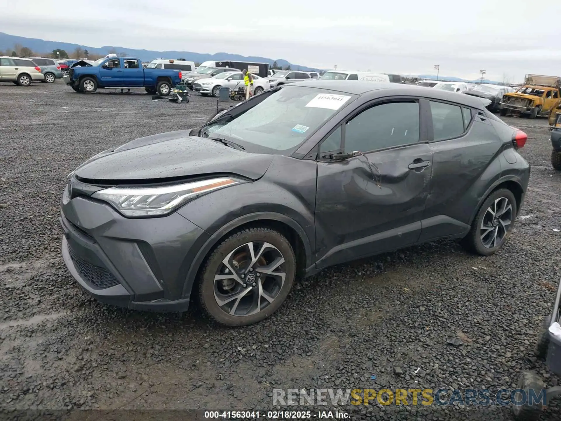 2 fotografías del automóvil dañado NMTKHMBX0NR143424 TOYOTA C-HR 2022