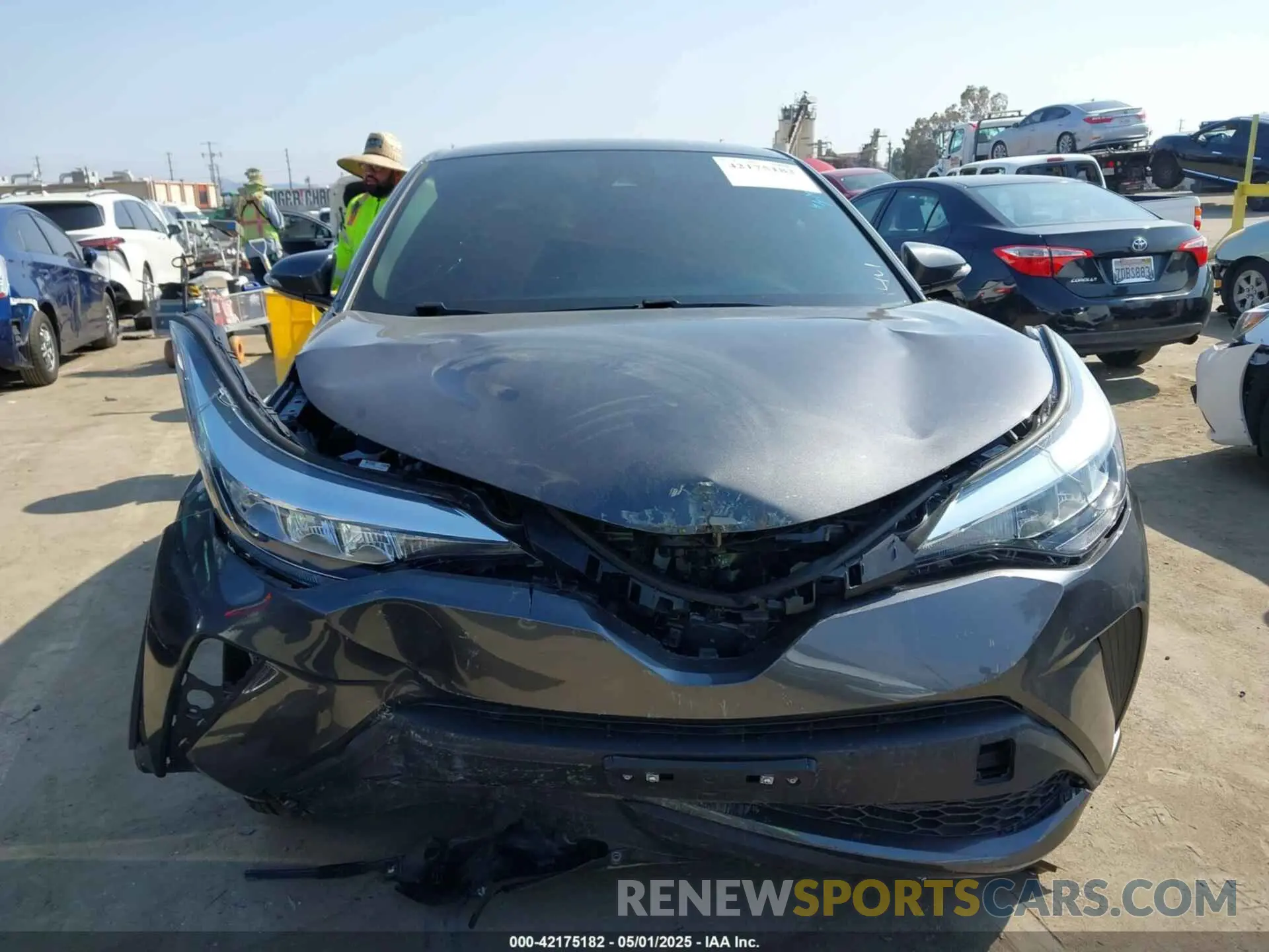 11 fotografías del automóvil dañado NMTKHMBX1NR144937 TOYOTA C-HR 2022