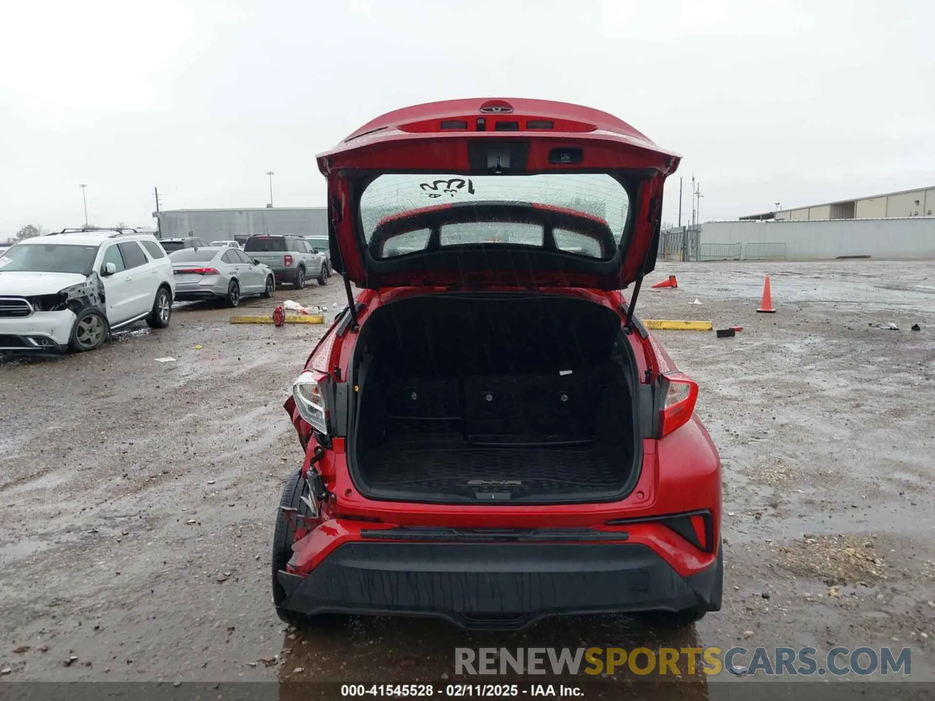 19 fotografías del automóvil dañado NMTKHMBX5NR147047 TOYOTA C-HR 2022