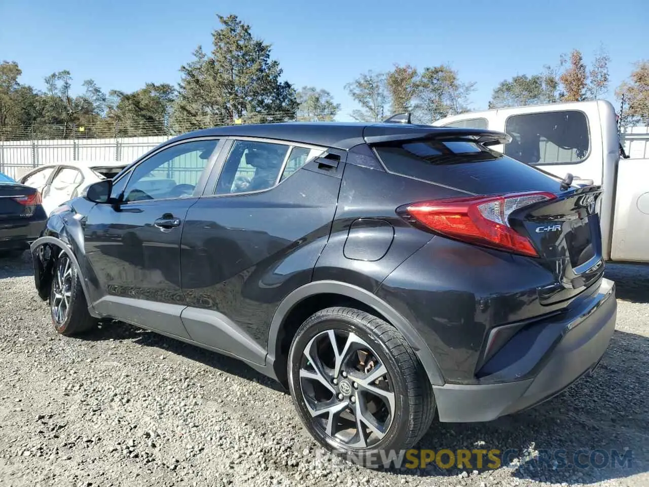 2 fotografías del automóvil dañado NMTKHMBX6NR142102 TOYOTA C-HR 2022