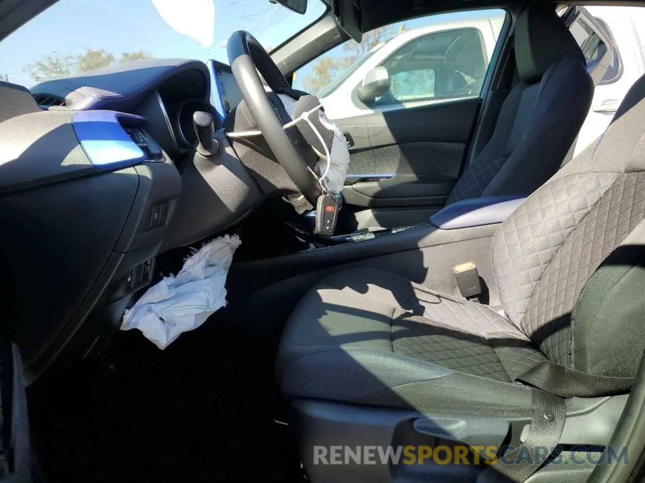 7 fotografías del automóvil dañado NMTKHMBX6NR142102 TOYOTA C-HR 2022