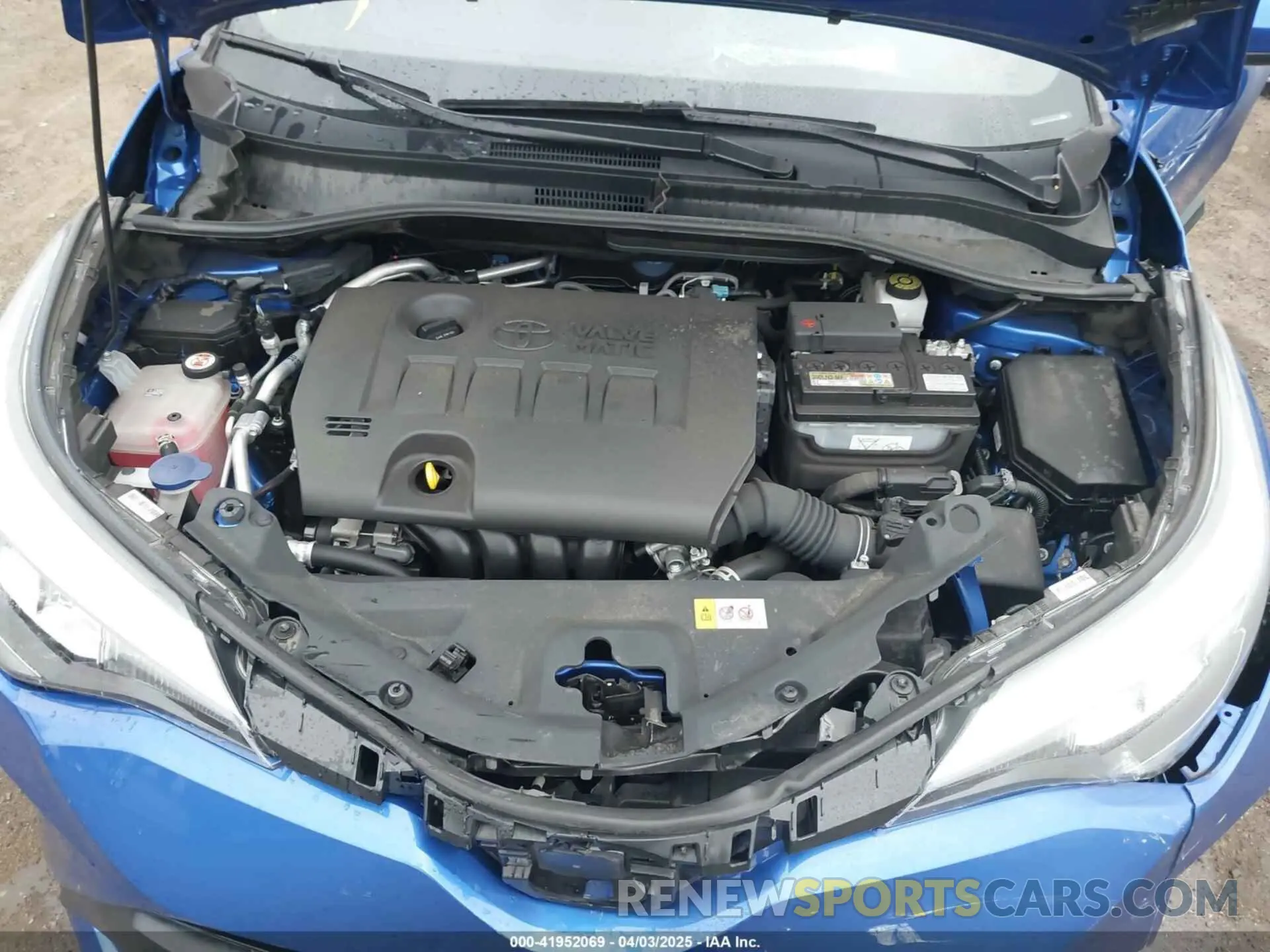 10 fotografías del automóvil dañado NMTKHMBX6NR143752 TOYOTA C-HR 2022