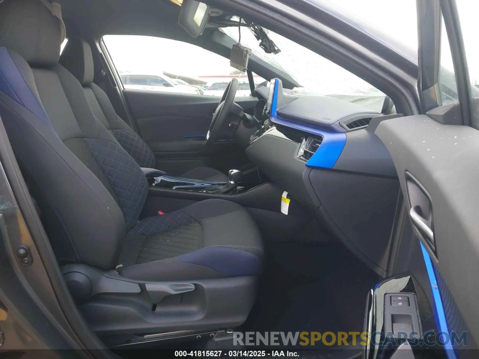 5 fotografías del automóvil dañado NMTKHMBX6NR147770 TOYOTA C-HR 2022