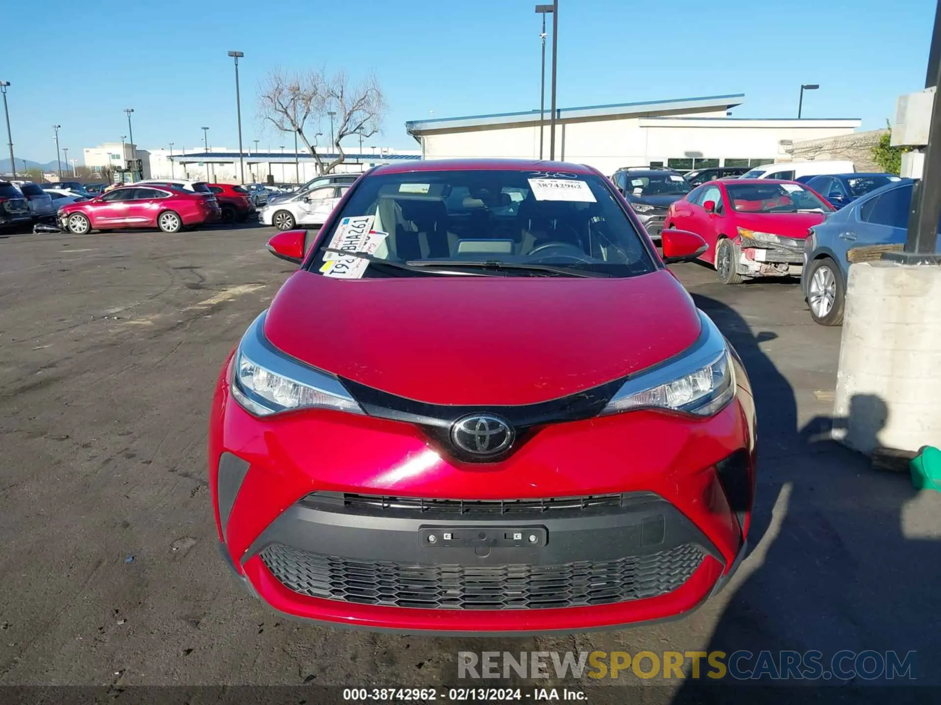 12 fotografías del automóvil dañado NMTKHMBX8NR143106 TOYOTA C-HR 2022