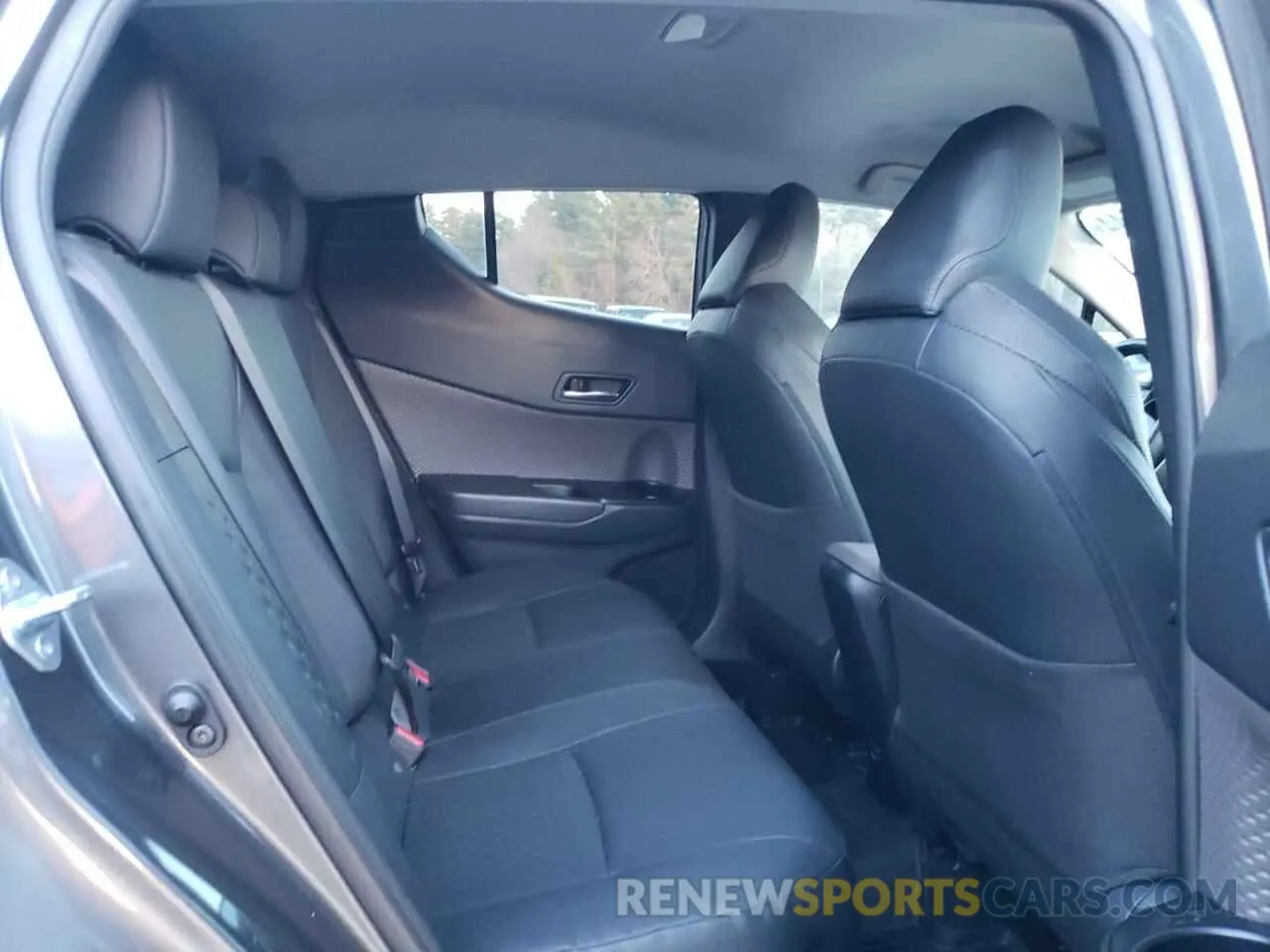 11 fotografías del automóvil dañado NMTKHMBX8NR144532 TOYOTA C-HR 2022