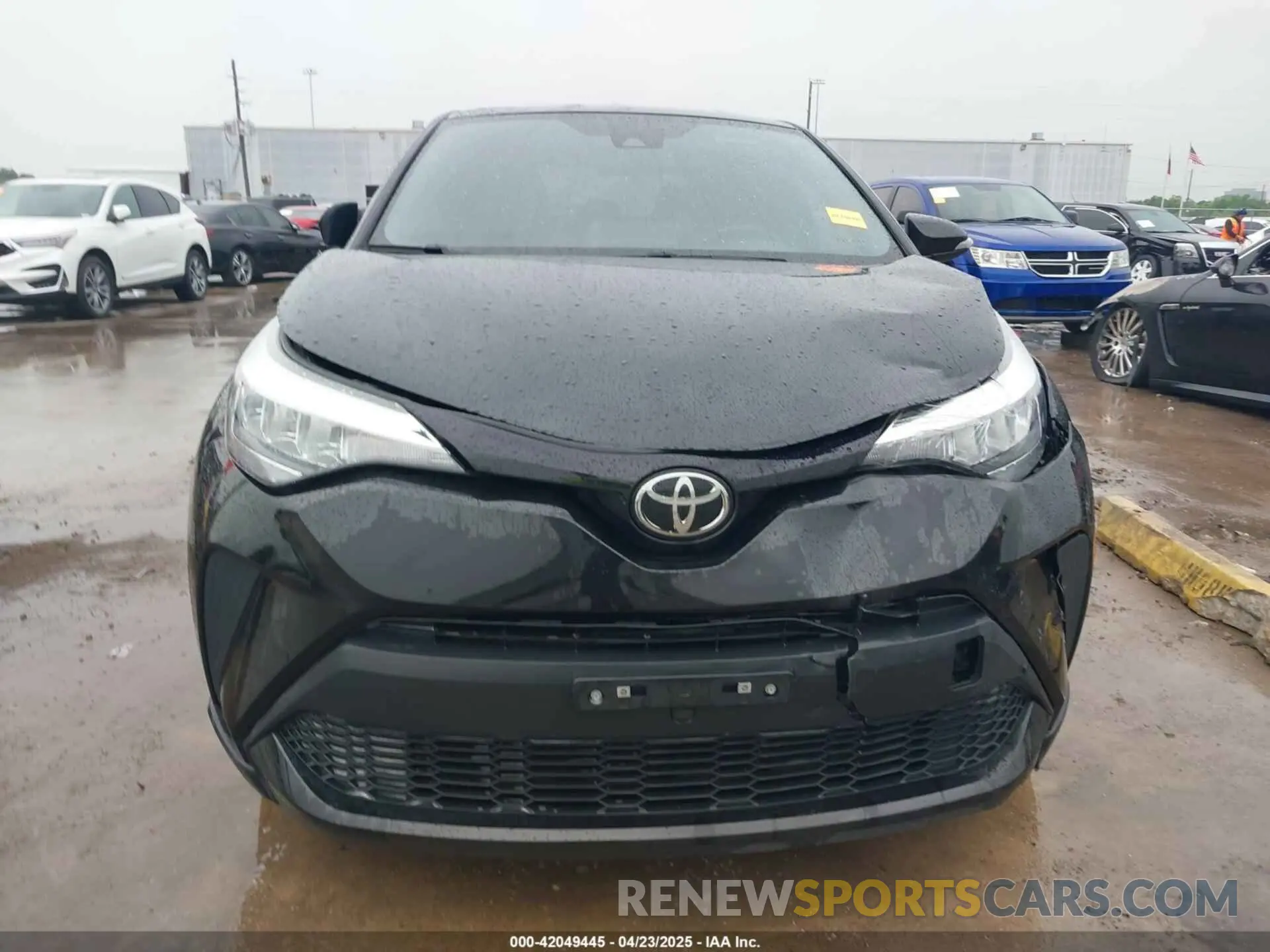 12 fotografías del automóvil dañado NMTKHMBX8NR145986 TOYOTA C-HR 2022