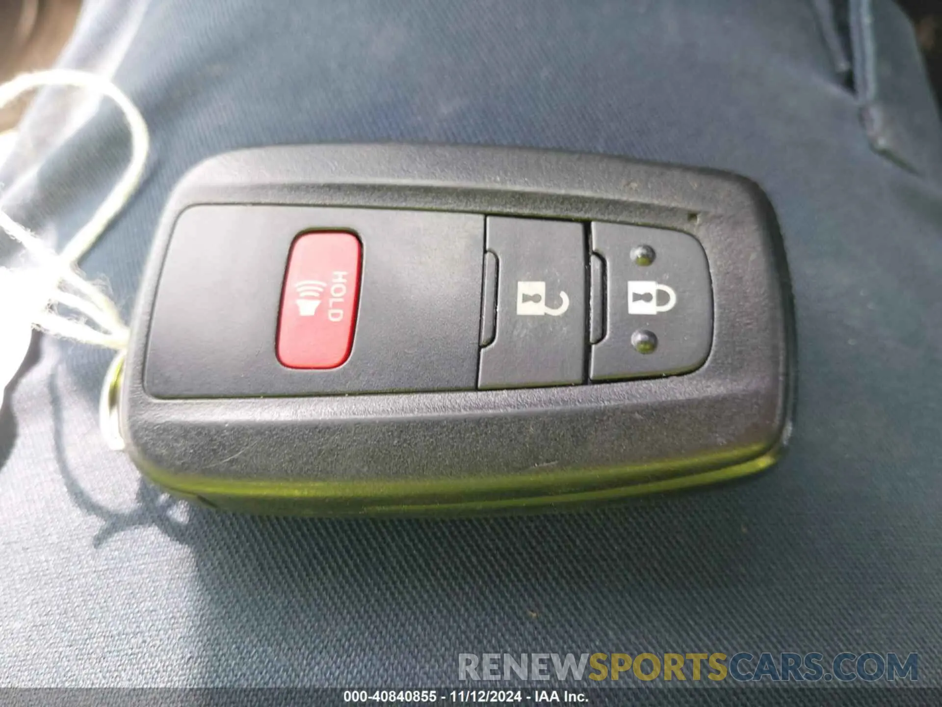 11 fotografías del automóvil dañado NMTKHMBX8NR146698 TOYOTA C-HR 2022