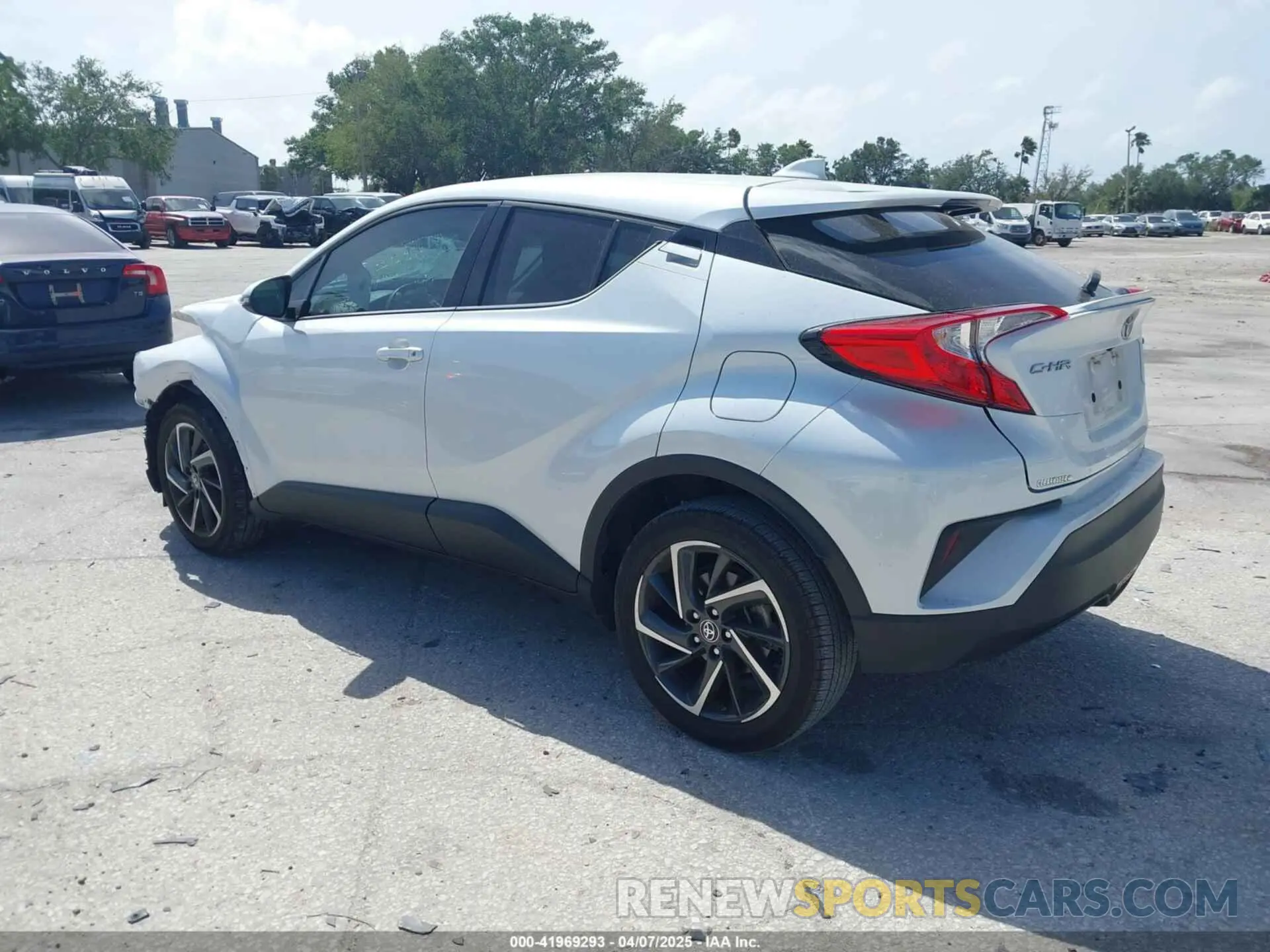 3 fotografías del automóvil dañado NMTKHMBX8NR147317 TOYOTA C-HR 2022