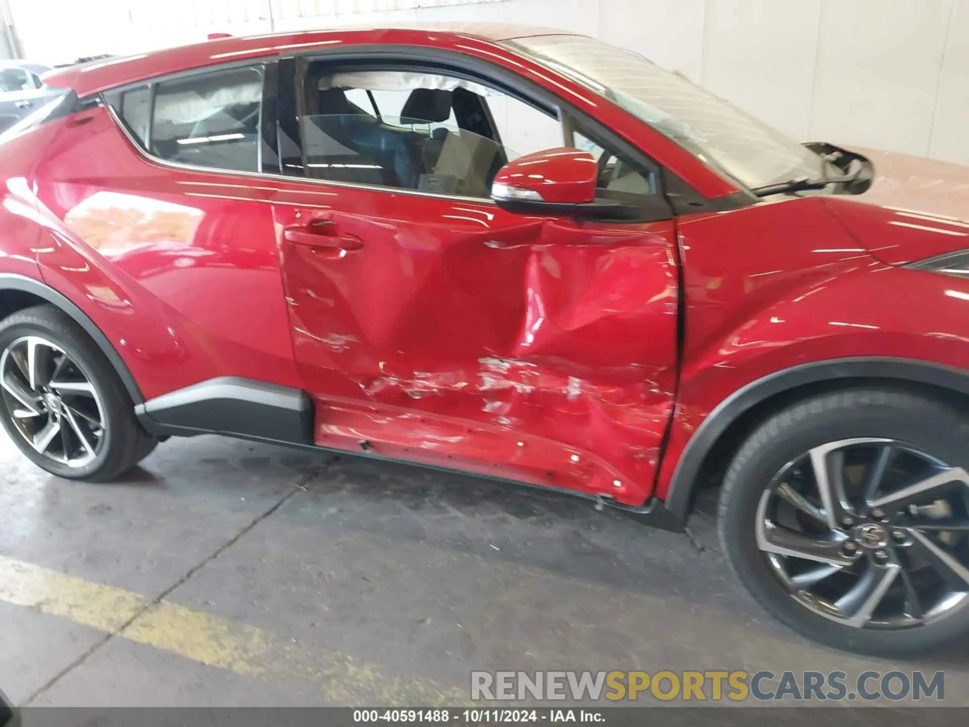20 fotografías del automóvil dañado NMTKHMBX9NR140490 TOYOTA C-HR 2022