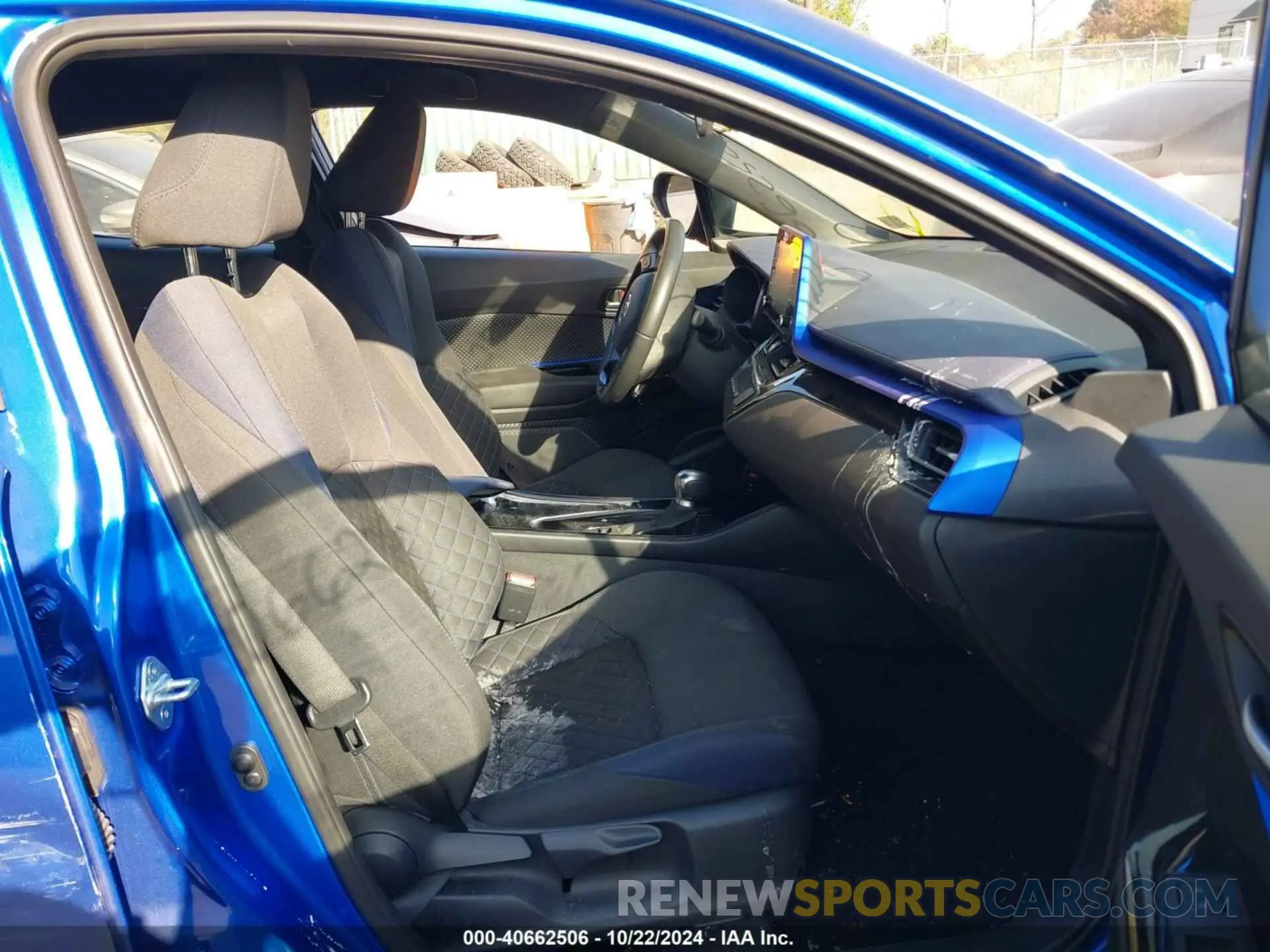 5 fotografías del automóvil dañado NMTKHMBXXNR141423 TOYOTA C-HR 2022