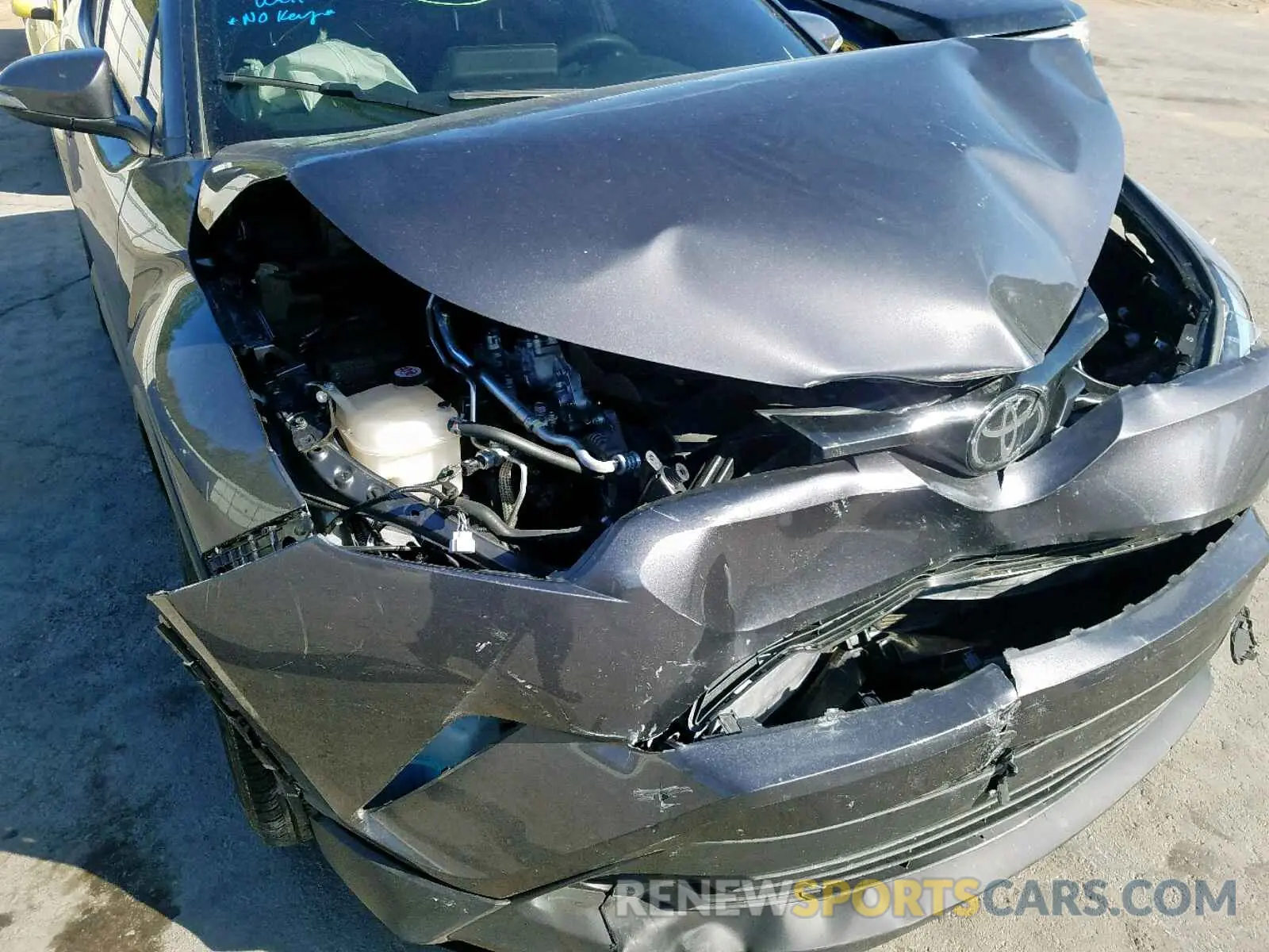 9 fotografías del automóvil dañado JTNKHMBX1K1016879 TOYOTA C-HR XLE 2019