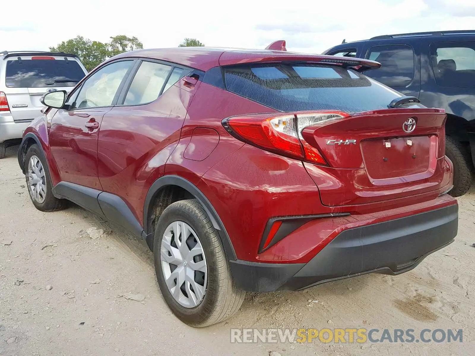 3 fotografías del automóvil dañado JTNKHMBX2K1053634 TOYOTA C-HR XLE 2019